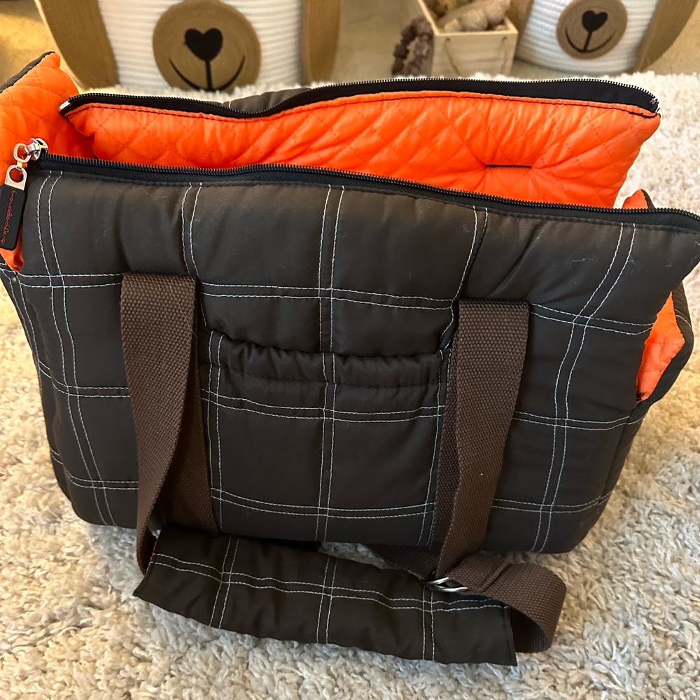 Cute pet carrier